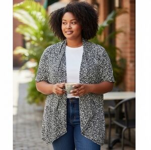 Avenue  Knit Marled Black and White Short Sleeve Open Front Cardigan